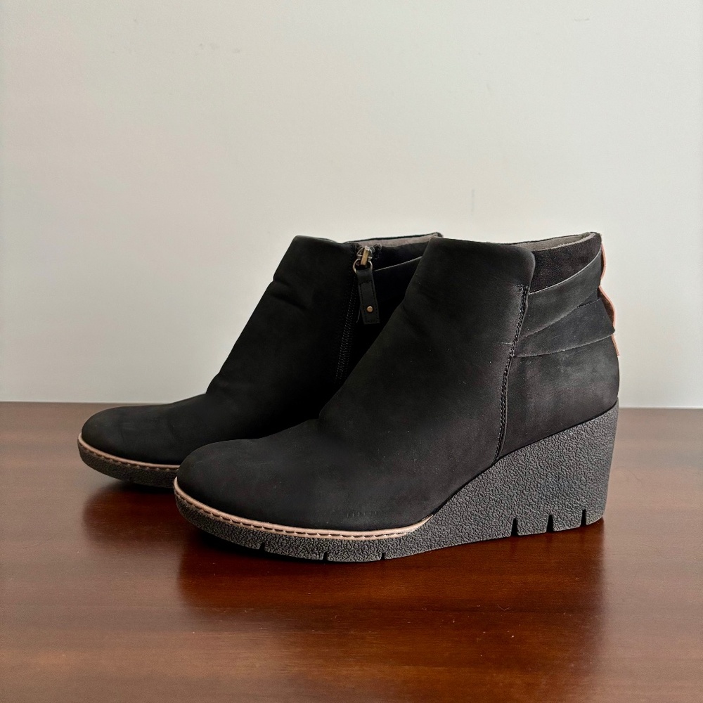 Dr. Scholl's Women's Bianca Black Women's Wedge Boots Size 9.5M